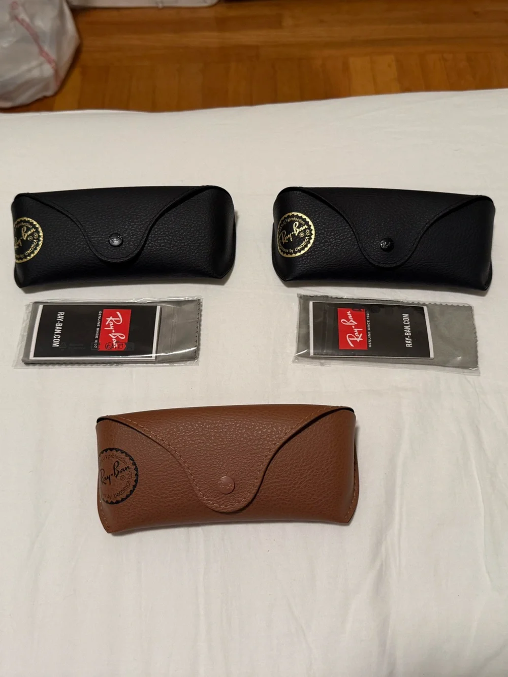 Ray-Ban Sunglasses Cases with Cloths